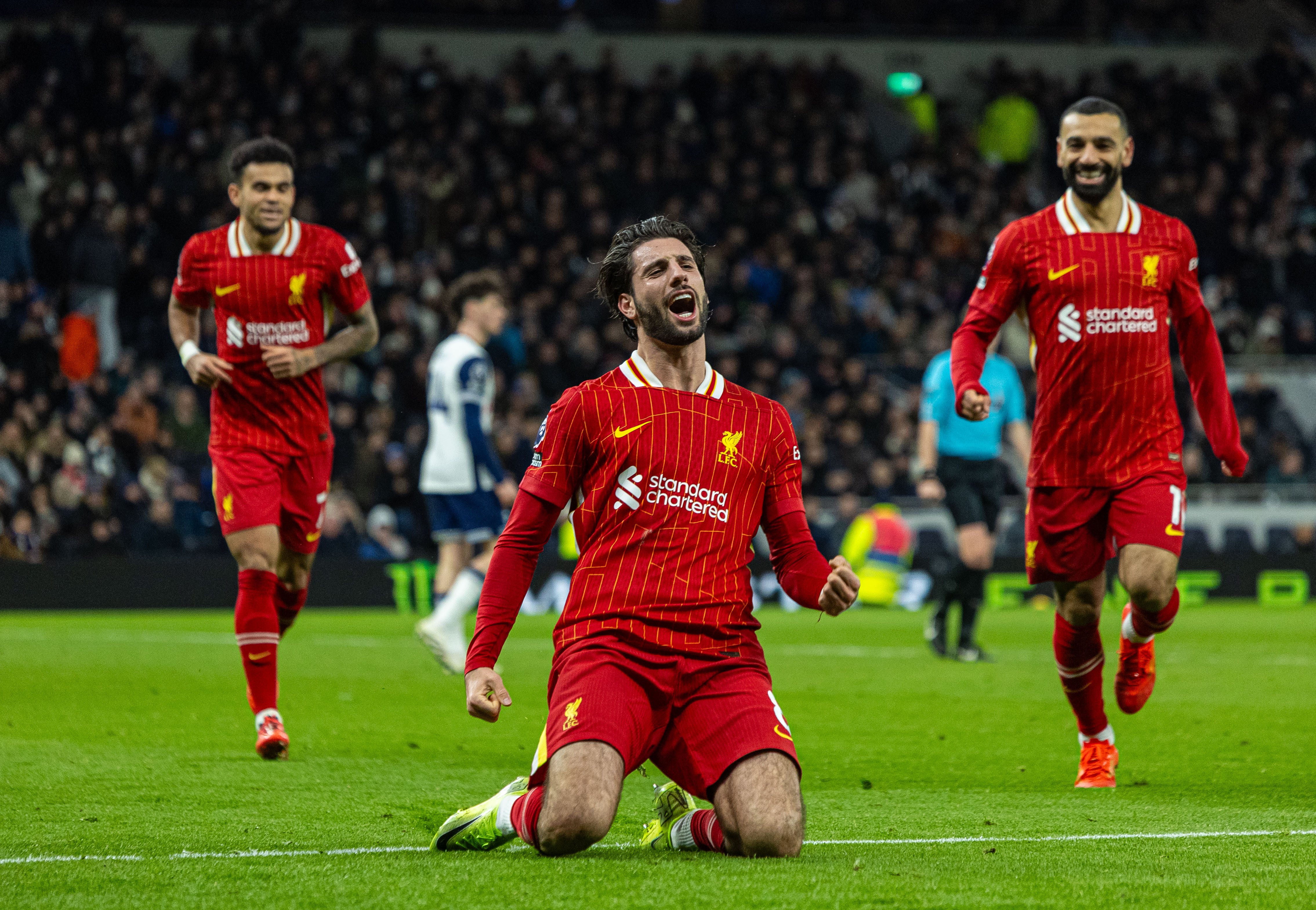 热刺主场取胜,对手无力抵抗 热刺主场取胜,对手无力抵抗