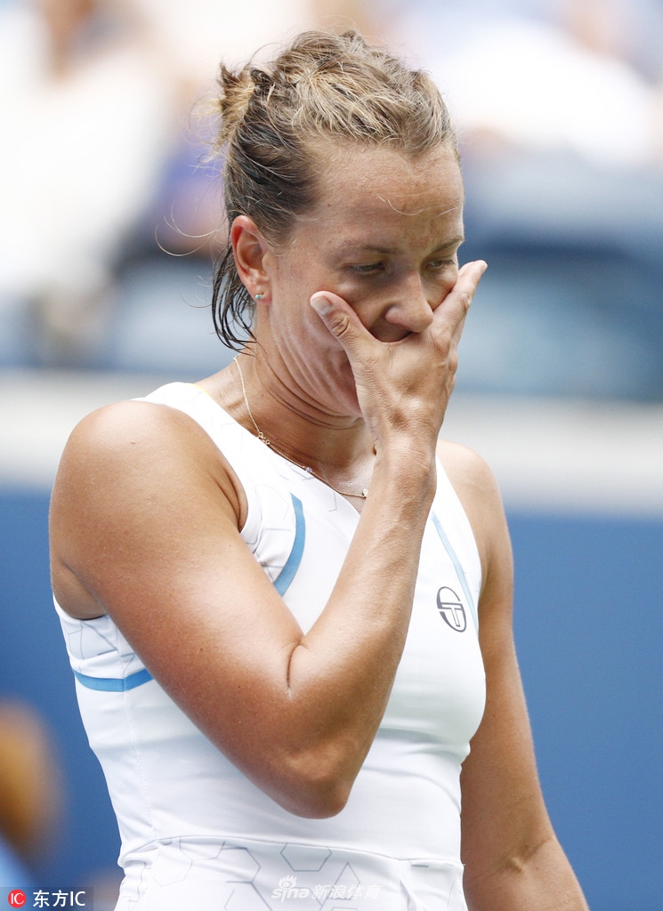 梅尔滕斯遭遇主场败绩，前景蒙上阴霾的简单介绍