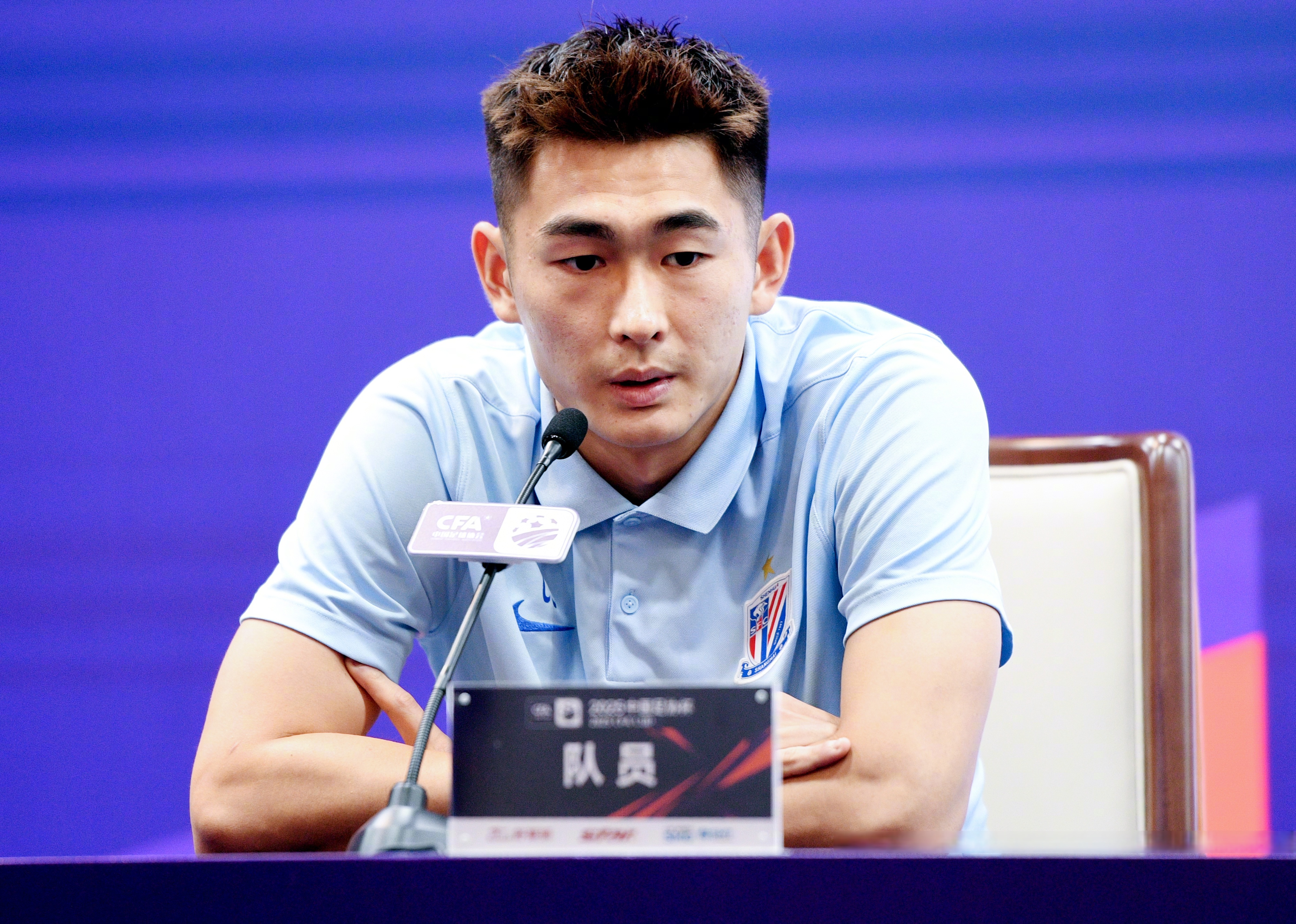 包含中国足协杯赛程公布，国家队备战热情高涨的词条