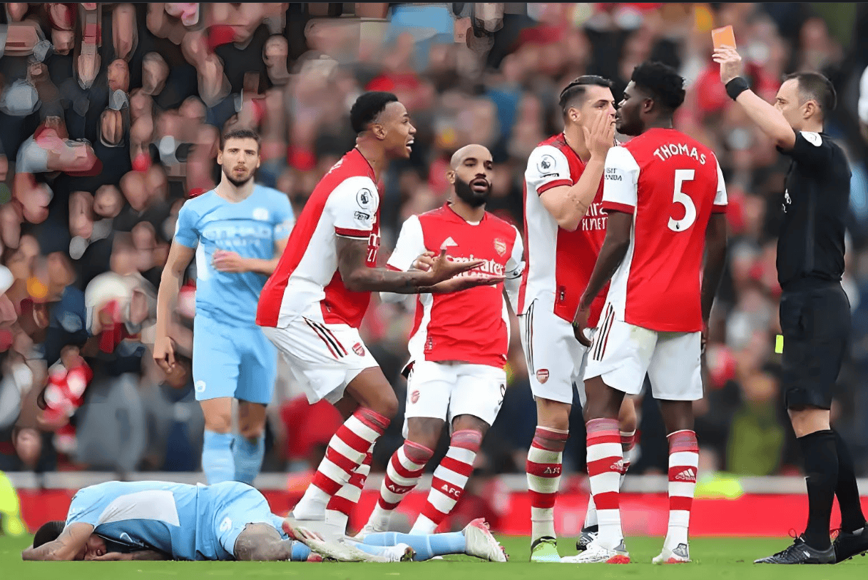 曼联坐拥主场优势，反击连追收获宝贵一分的简单介绍